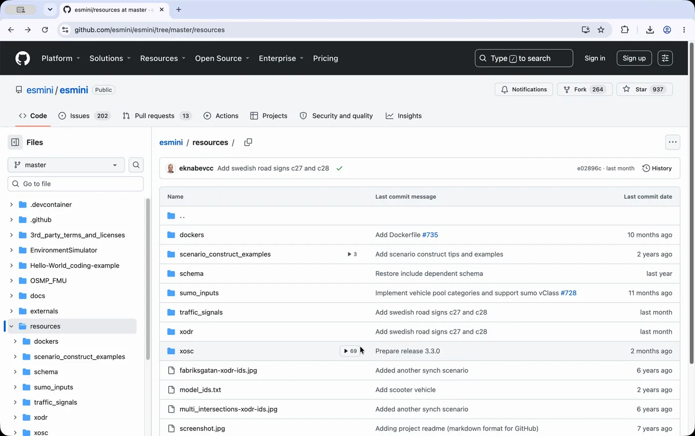 A GitHub directory listing of esmini/resources, with play chips and scenario counts on the xosc and scenario_construct_examples folders